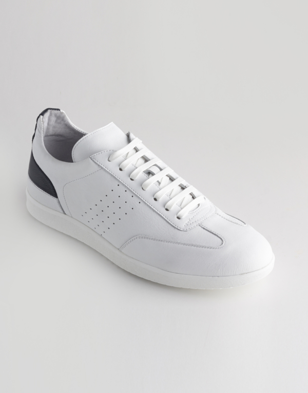Light Leather Sneakers